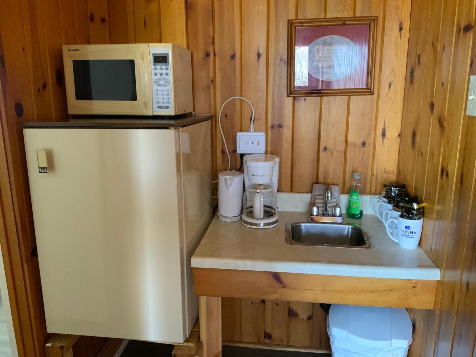 Tally Ho Inn Huntsville Kamer foto